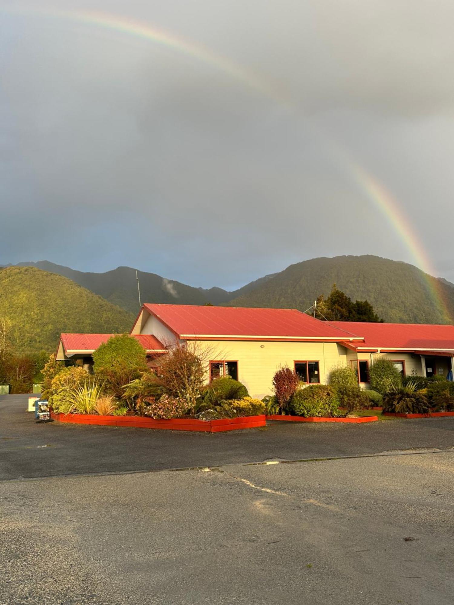 Franz Josef Top 10 Holiday Park المظهر الخارجي الصورة